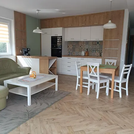 Daire Apartament Eliza *